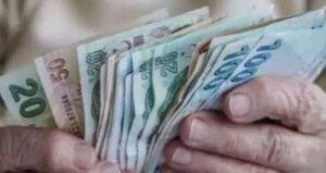 memur ve emeklinin ocak zammi ne kadar olacak zamli maas fiyatlari belli oldu mu iste konusulan rakamlar XtLVdUBH.jpg