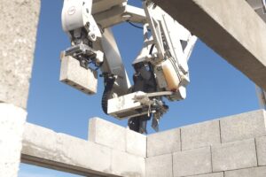 rekor hizda duvar oren insaat robotu nMlN3QLq.jpg