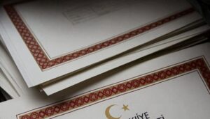 sahte e imza davasi tahliye edilen 5 sanik yeniden tutuklandi NlCSqxGT.jpg