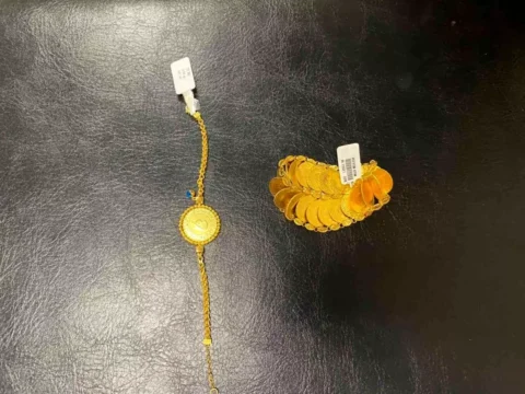 Samsun’da Kuyumcudan 500 Bin TL Değerinde Altın Çalan İki Kız Kardeş Tutuklandı