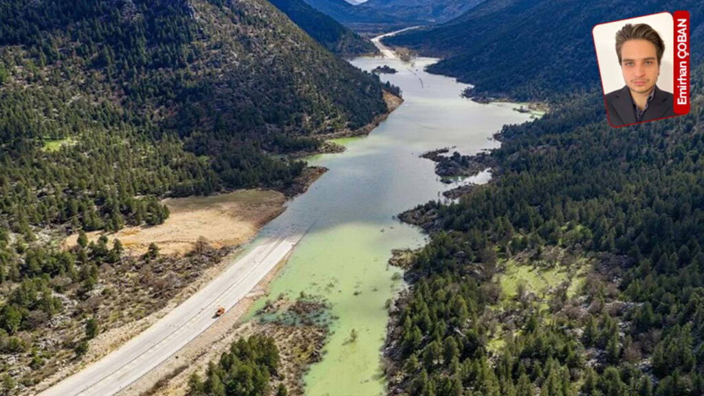 bakanlik-sular-altinda-kalan-yolun-sucunu-ciftciye-atti-tdRREjqa