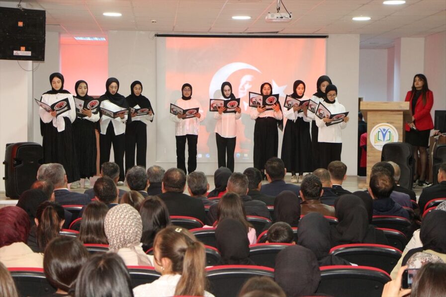Karlıova’da 19 Mayıs Bayramı Coşkuyla Anıldı