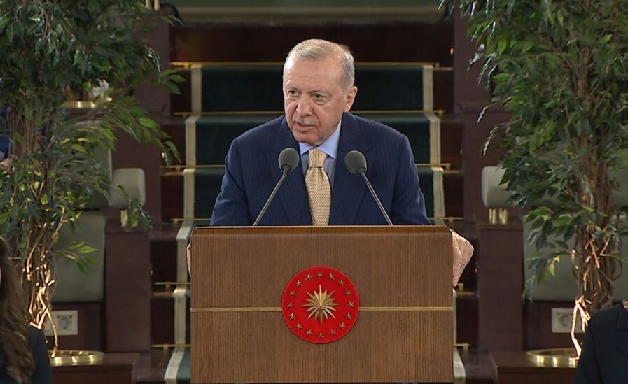Cumhurbaşkanı Erdoğan: Gençlerle Geleceğe Güçlü Adımlarla Yürüyoruz