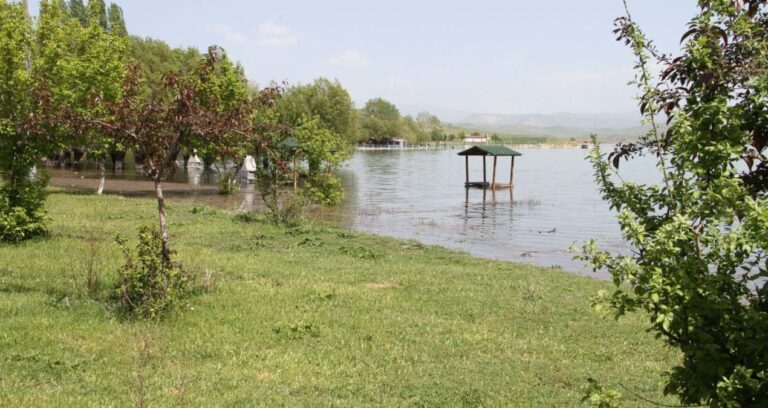 kilickaya-baraji-tasti-belediye-tesisleri-su-altinda-kaldi-SBKk3sTR