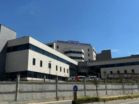 Muğla’da kamyonetler birbirine girdi: 1 ölü 3 yaralı